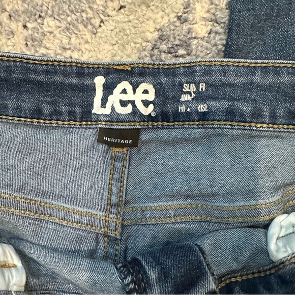 Lee Heritage Slim Fit Skinny Hi-Rise Blue Jeans - Picture 4 of 5